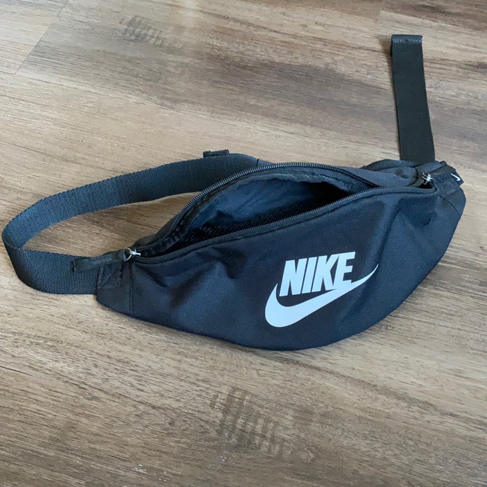 Nike waist bag hip sac belt bag